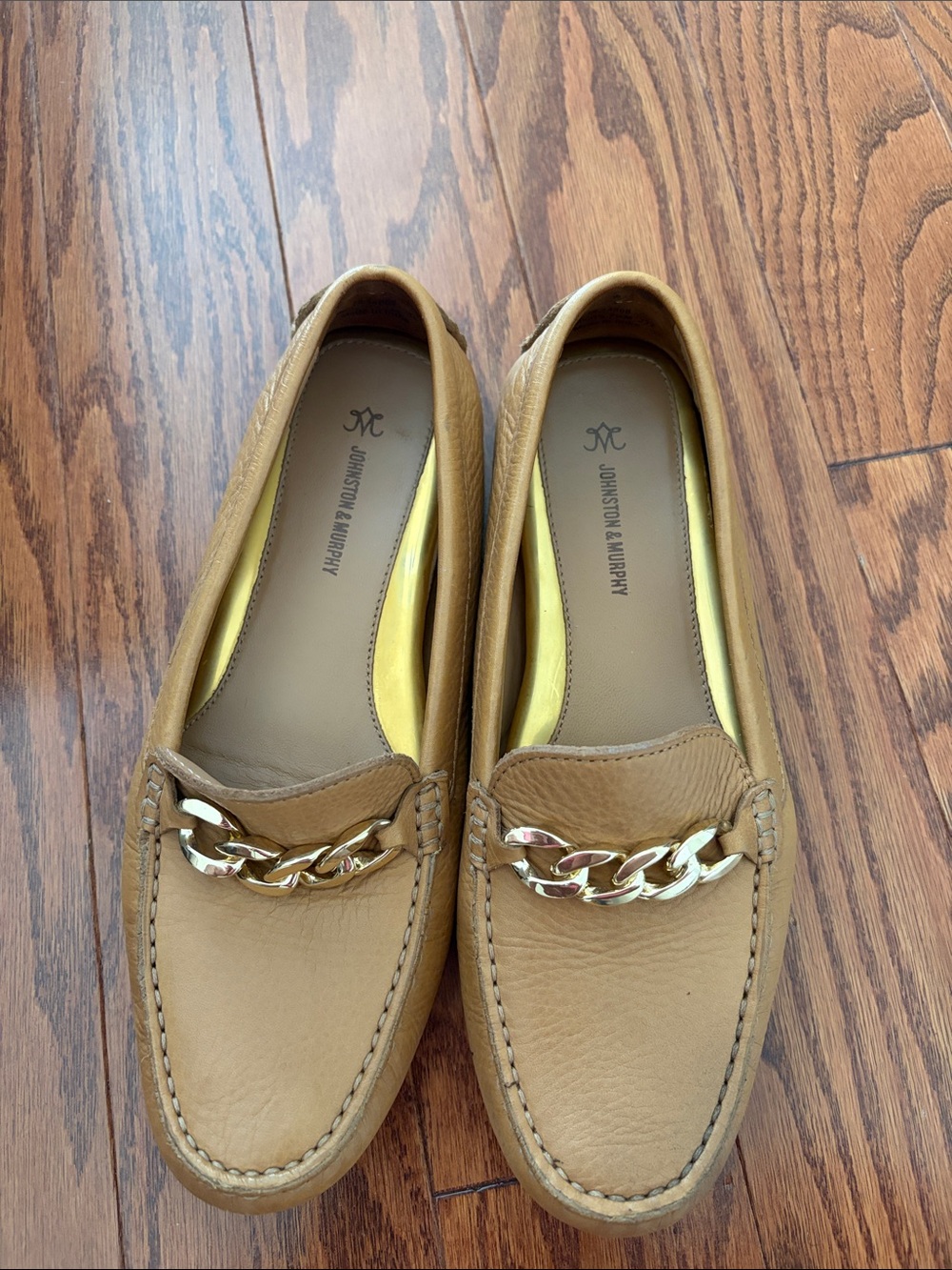 Johnston & Murphy Tan Leather Loafers with Gold Chain Accent